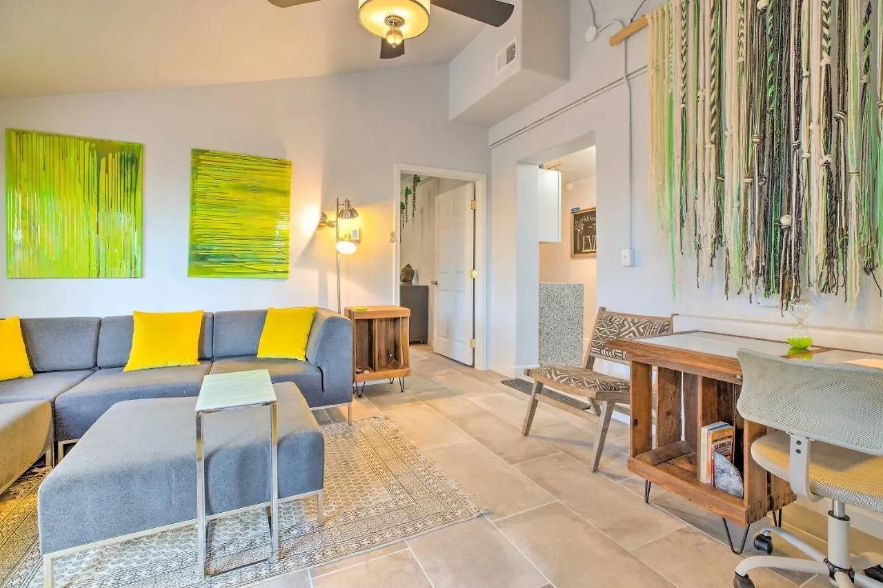 Holiday home Guest House With Hot Tub 11 Mi To Downtown Phoenix